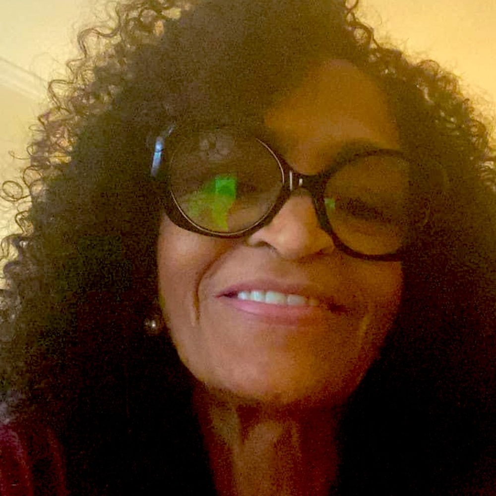 Meet your Posher, Glenda
